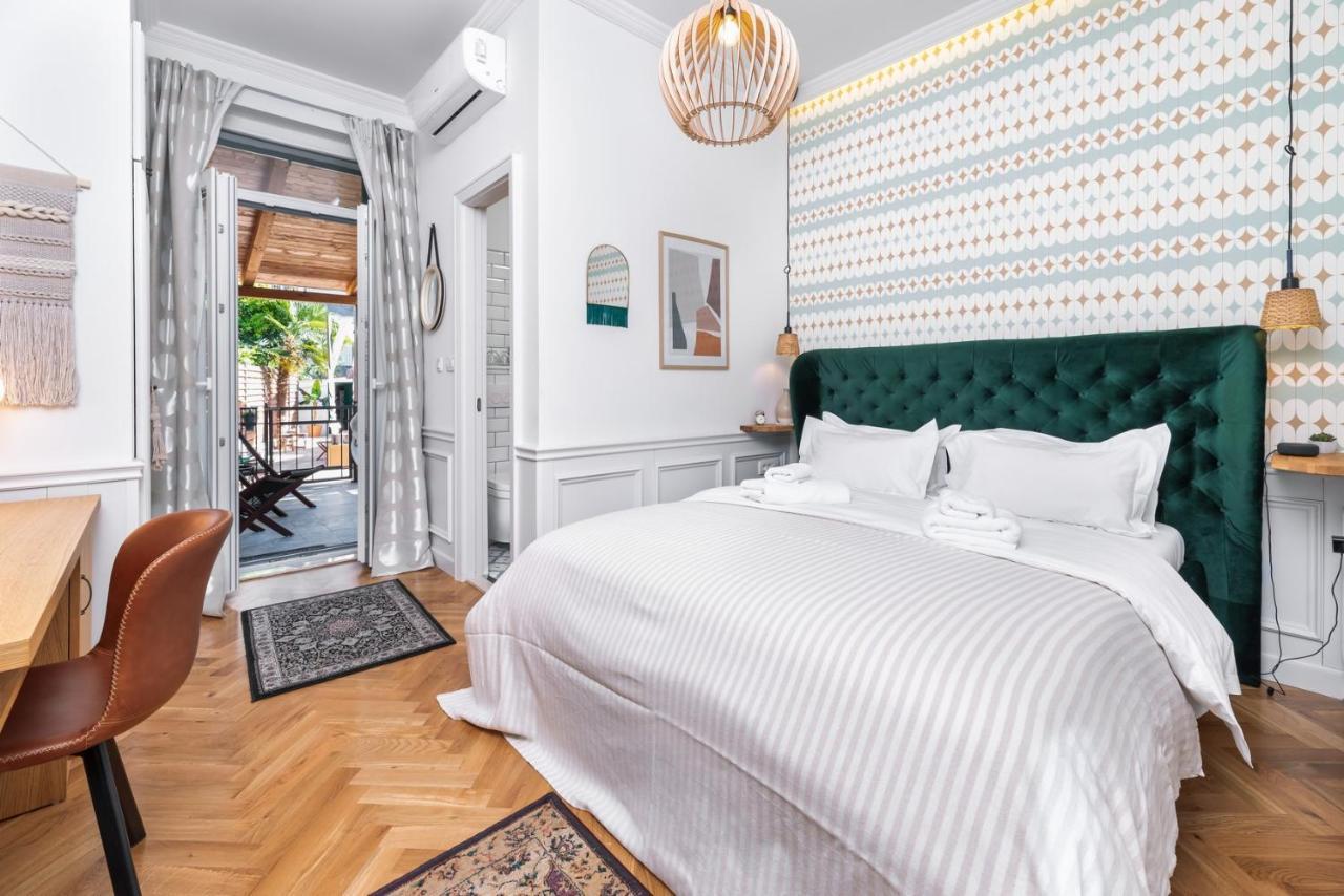 Evala Luxury Rooms With Pool And Garden Split Exterior photo